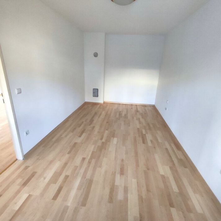 Wunderschöne ruhige Wohnung im 4.OG mit Balkon, Innenhoflage, nahe altes AKH, mit Garagenoption - Foto 1