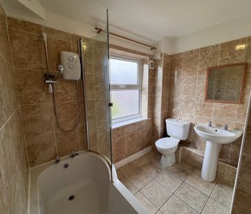 Alcuin Avenue, Tang Hall - P1097 - Photo 6