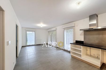 Location Appartement 2 pièces 42m² GRASSE 06130 - Photo 4