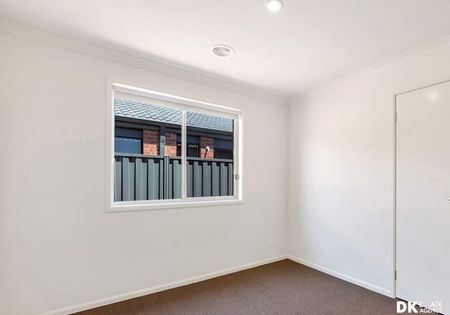 Quiet street, Wyndham Vale – 3 Bedrooms, 2 bathrooms, 1 car space - Photo 4