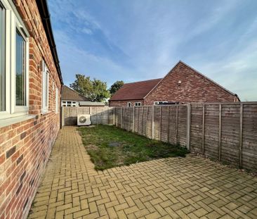 The Street, Holywell Row, BURY ST. EDMUNDS - Photo 6