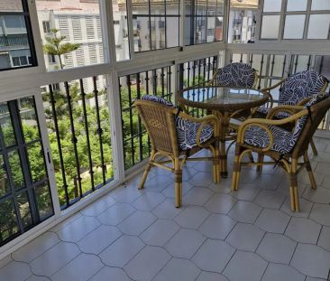 Alquiler de piso en Avenida Ramón y Cajal - Photo 1