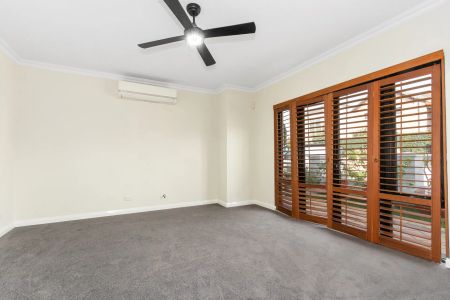 Lovely Family Home - Photo 3