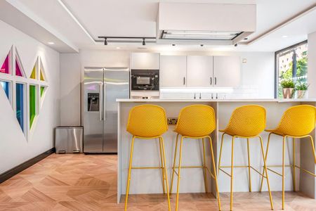 1 bedroom private hall to rent - Photo 3