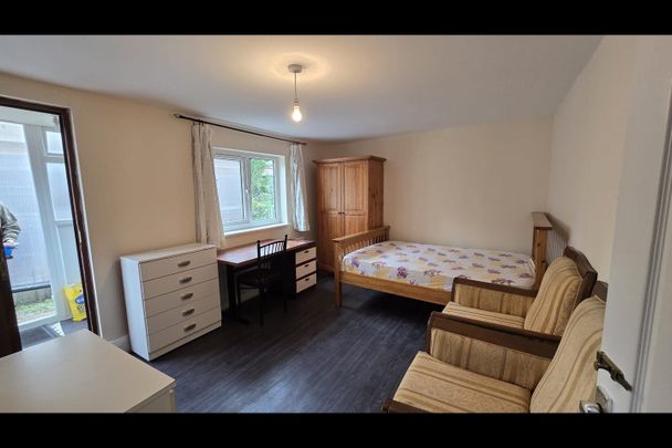 Studio Flat, Dunsmere Road, N16 - Photo 1