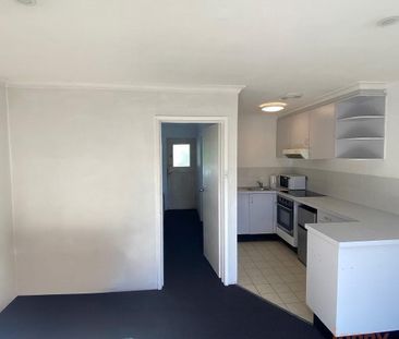 12/46 McMillan Crescent, Narrabundah ACT 2604 - Apartment For Rent ... - Photo 3