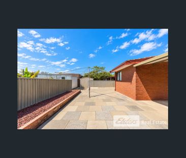 Neatly Presented 3 x 1 with Evaporative cooling! - Photo 6