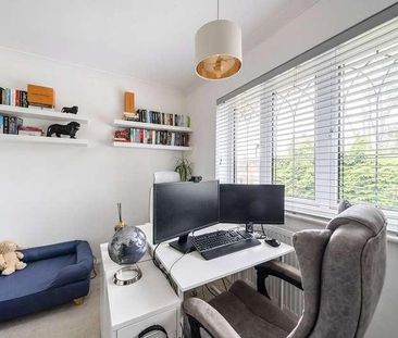 East Hill, Woking, Surrey, GU22 - Photo 4