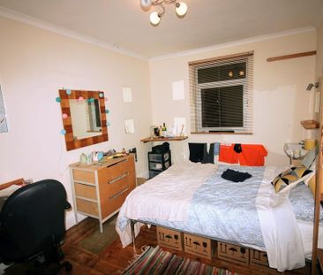 5 bedroom semi-detached house to rent - Photo 5