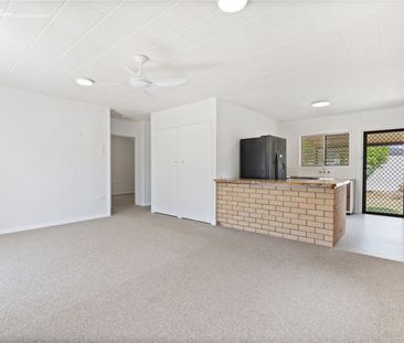 Coastal Charm - Original Beach Cottage in Prime Cabarita Beach Loca... - Photo 4