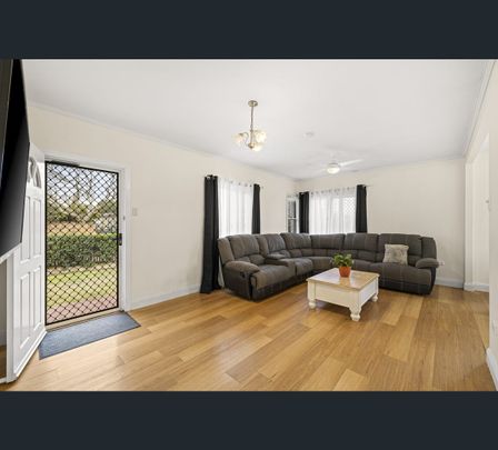 22 Welcombe Avenue, Rockville, Qld 4350 - Photo 1