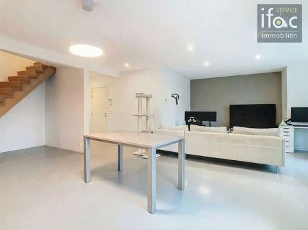 Duplex met 3 slaapkamers en terras - Photo 3