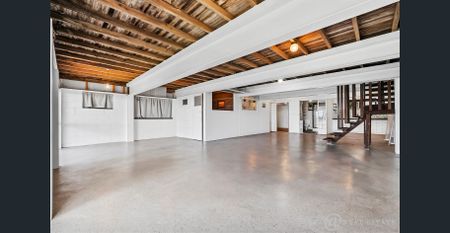 9 Kerr Street, Meikleville Hill, Qld 4703 - Photo 2