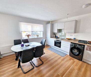 Flat 10, Ainsworth Court, Gillingham, 549 Canterbury Street, ME7 5LF - Photo 3