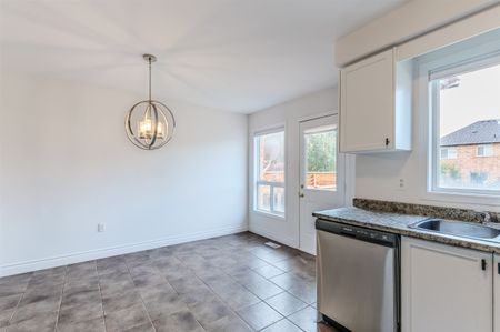 For Lease - 76 Argento Crescent, Vaughan, Ontario - Photo 4