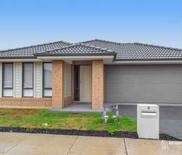 BRAND NEW FAMILY HOME- MANDALAY LIVING - Photo 2