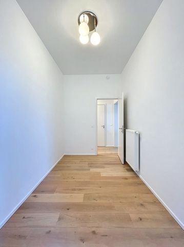 Rez-de-chaussée - à louer - Photo 4