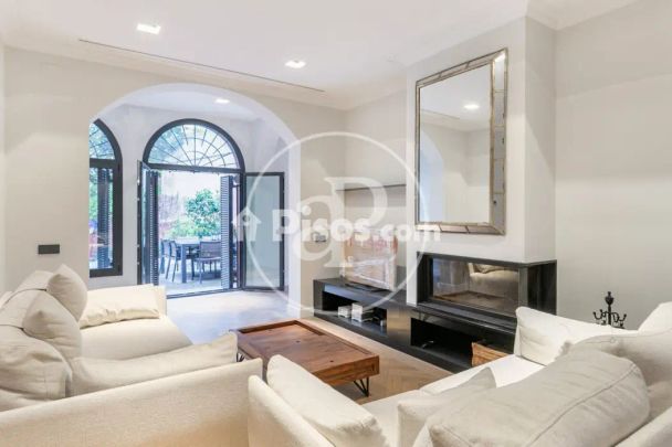 Apartamento en alquiler en Sarrià - Photo 1
