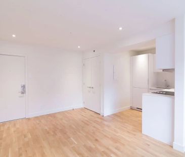 25 Avenue des Pins — Studio - unit 550 - Photo 2