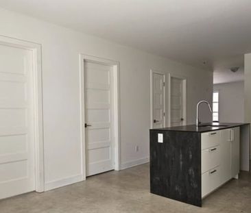 4 1/2 @ Louer - Photo 2