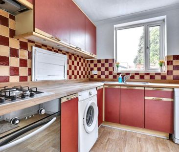 3 bedroom house to rent - Photo 3