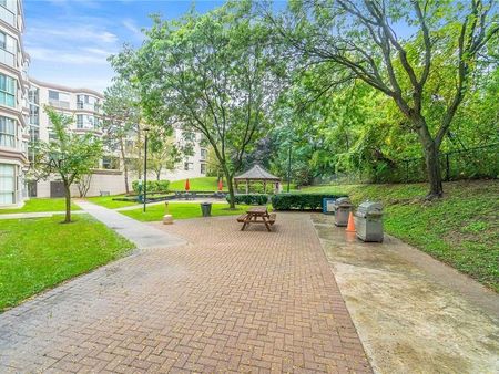 For Lease - 8351 McLaughlin Road Unit# 432, Brampton, Ontario - Photo 4