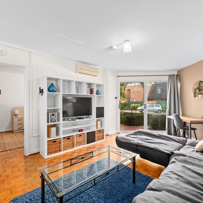 Furnished One bedroom in South Perth - Photo 1