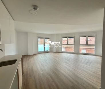 Dúplex de alquiler en Calle de las Matas, 1, Casa Amarilla - Photo 2