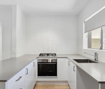 Modern Living: Ultimate Convenience - Photo 4