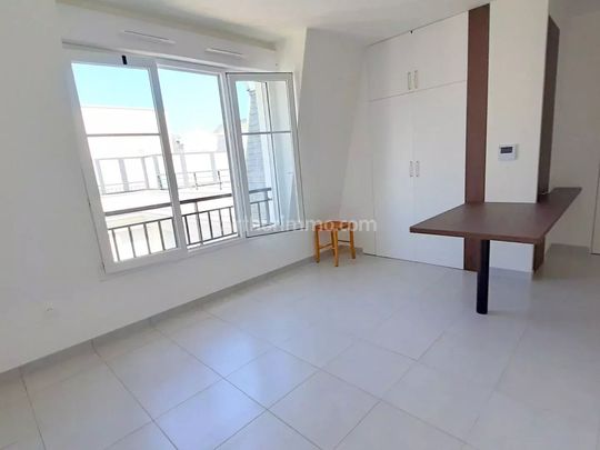 Location Appartement 1 pièces 26 m2 à Clamart - Photo 1