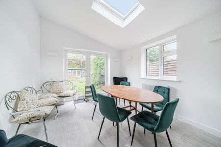 5 bedroom terraced house to rent - Photo 2