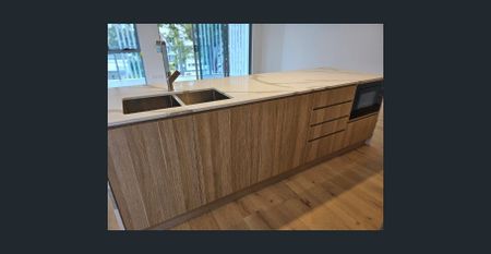 Modern 1-Bedroom Apartment. Two Swimming Pools, Gym, Sauna, Steam Room, Community Room, BBQ area. To veiw, Please read in the descriptions below. - Photo 5