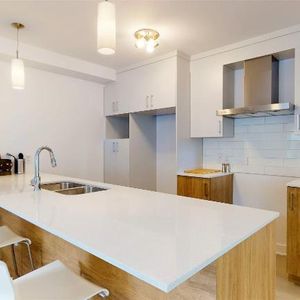 MOIS GRATUIT - APPARTEMENT 4½ À LOUER POUR JUILLET - ST-CHARLES - Photo 2