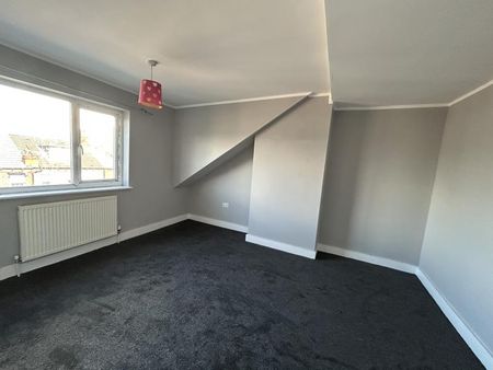 Compton Crescent, Harehills, LS9 - Leeds - Photo 3