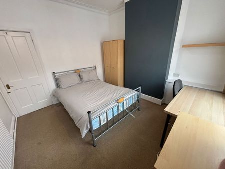 32 Paget Street - 2 Bathrooms & No DepositLoughborough - Photo 3