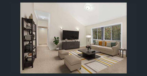 Spacious 3-Bedroom Villa Offering Modern Comfort and Style - Photo 1