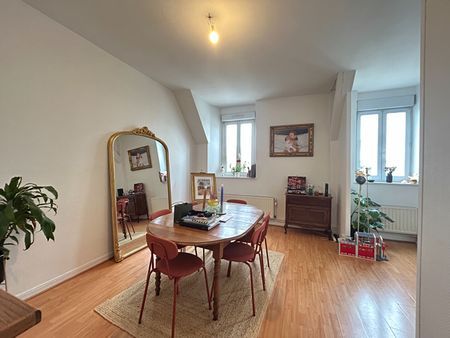 Location Appartement 5 pièces 90m² - Photo 4