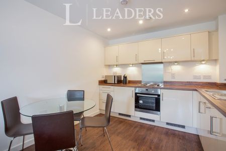 1 bedroom apartment to rent Nankeville Court, Guildford Road, GU22 - Photo 4