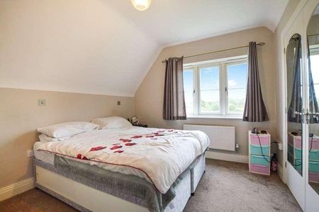 Summer Close, Byfleet, West Byfleet, Surrey, KT14 - Photo 5