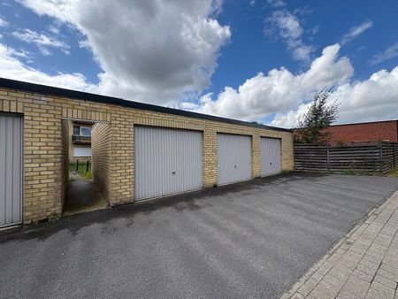 Gelijkvloers appartement met twee slaapkamers in Torhout - Photo 5