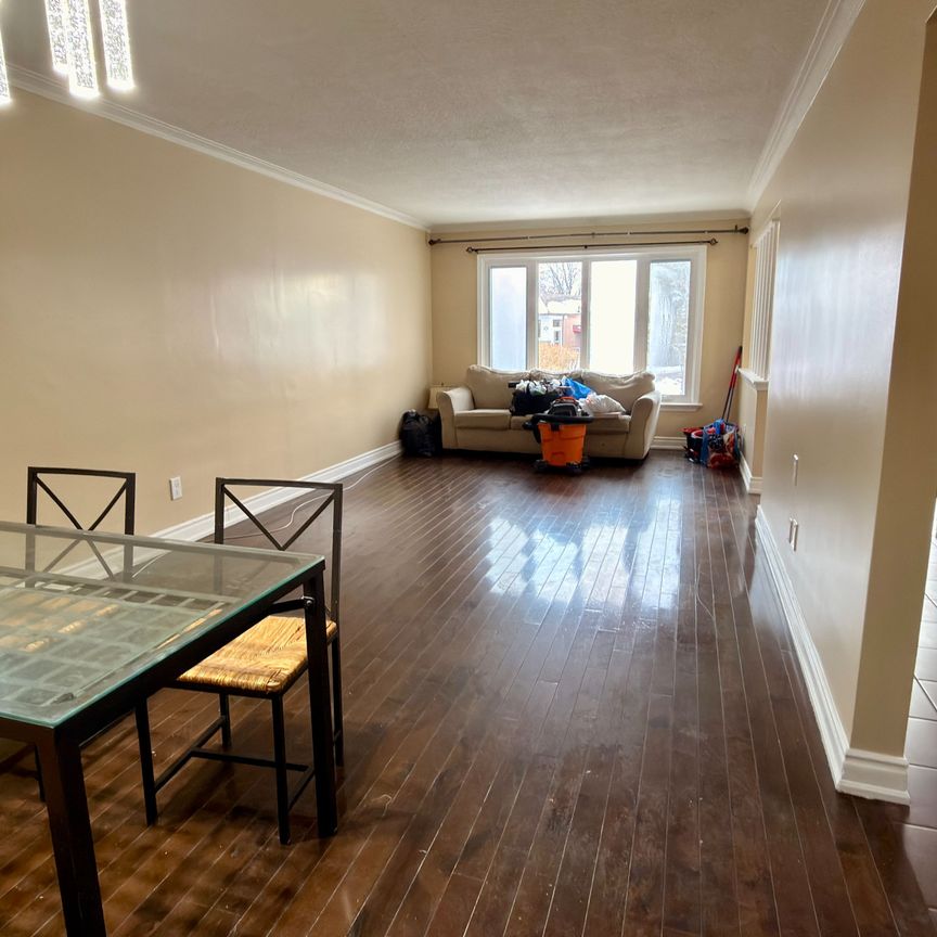 For Lease - 24 Chestermere Boulevard Unit# Upper, Toronto, Ontario - Photo 1