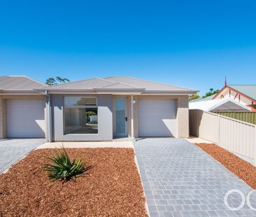 Open the Door to Contemporary Comfort - Photo 2