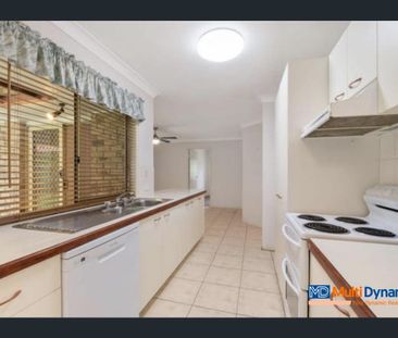 Spacious 3-Bedroom Family Home in Burpengary - 5 Henderson Road - Photo 3