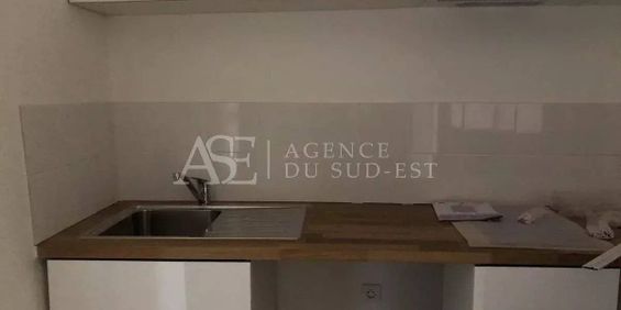 Location Studio - Photo 3