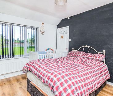 2 bedroom semi-detached house to rent - Photo 6