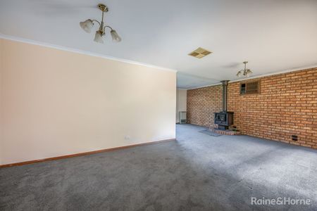 Perfect Sunbury Location! - Photo 2