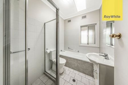 WARM AND COZY HOME OFFERED! READY TO MOVE IN! - Photo 2