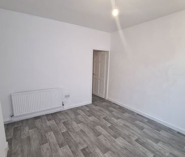 2 Bed Terraced House, Grantham Street, L6 - Photo 3