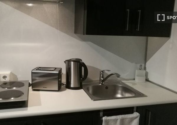 barcelona, Catalonia 08018