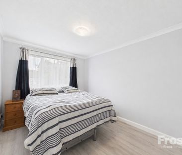 Littlebrook Avenue, Slough, Berkshire,SL2 - Photo 3